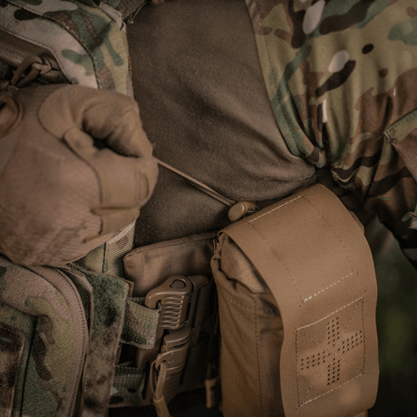 M-Tac Mediclomme Small Vertical Elite multicam-nylonista sisäisellä IFAK-organizerilla, NIJ-sertifiointi, näytetty gallerian sijainti 1.