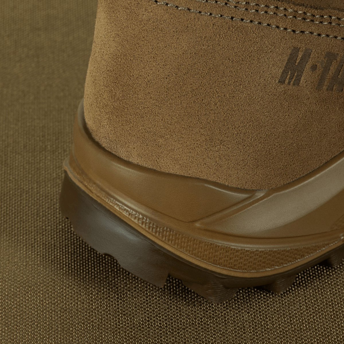 Detalje af M-Tac Taktiske Sommerstøvler i høj kvalitet læder og Cordura® mesh, designet til komfort og holdbarhed i varmt vejr.