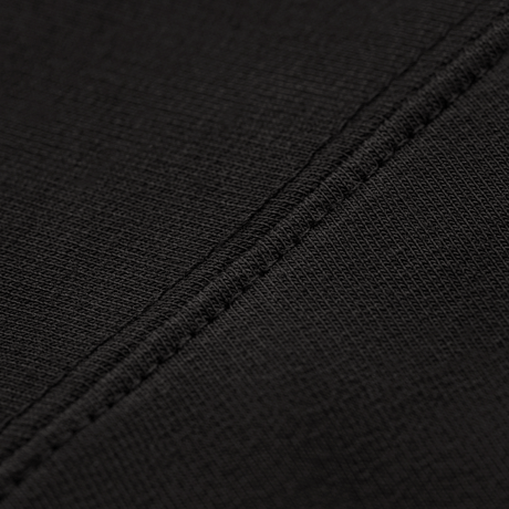 Lähikuva M-Tac Pullover 4 Seasons -tekstuurista ja ompelusta, valmistettu 95% puuvillasta ja 5% elastaanista, monivuotiseen käyttöön