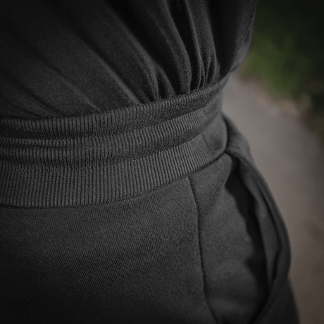 M-Tac Shorts Casual Fit Cotton i sort med elastikbånd der giver optimal pasform og komfort, perfekt til sommeraktiviteter.