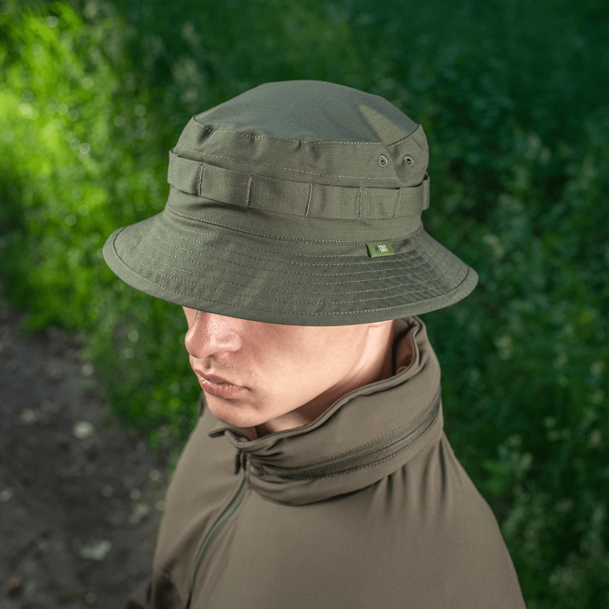 M-Tac Panama Rip-Stop army-hat med semi-stiv skygge, snor til fastgørelse, og ventilationshuller for åndbarhed. Perfekt til camouflage.