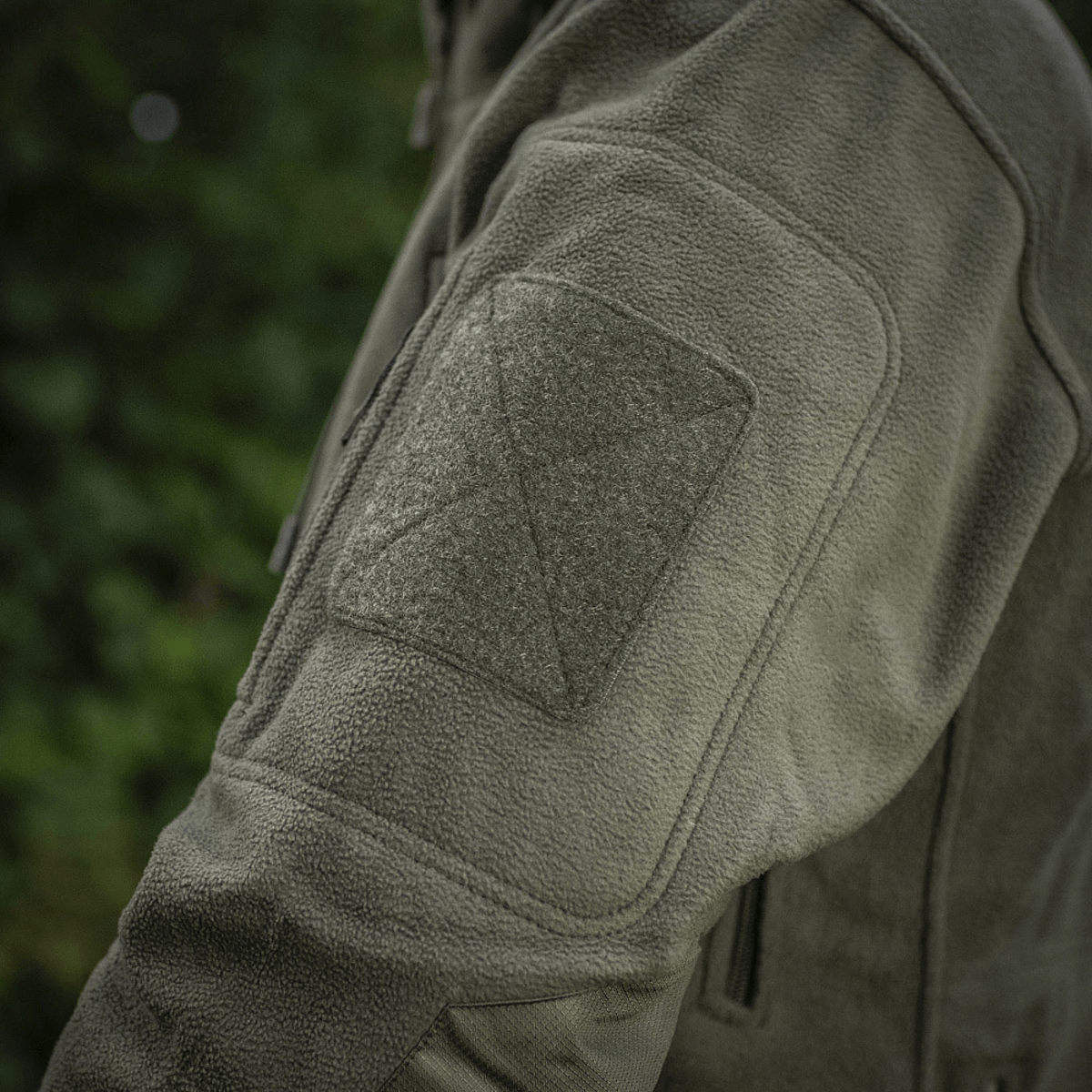 M-Tac Division Gen.II Windblock Fleecejakke med arm patch for maksimal varme og beskyttelse mod vind i koldt vejr.