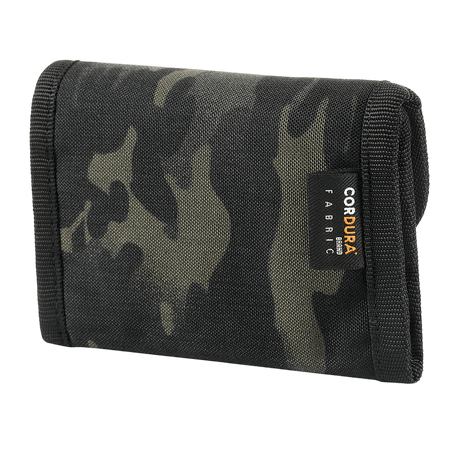 M-Tac Pung Elite Gen.II mustassa maastokuviossa Cordura 500D-materiaalista, kompakti muotoilu seteleille ja korteille, nähtynä takaa.
