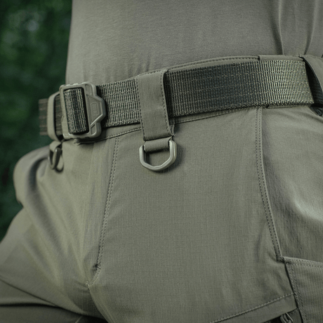 M-Tac Aggressor Summer Flex Shorts med elastisk talje og D-ring i Flex Rip-Stop stof, perfekt til udendørs aktiviteter som træning og skydning.