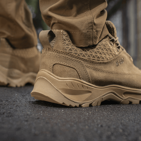 M-Tac Tactical Sneakers Patrol R Vent i ruskind og åndbart 3D-mesh med skridsikker sål til trekking og outdoor-aktiviteter, set bagfra.