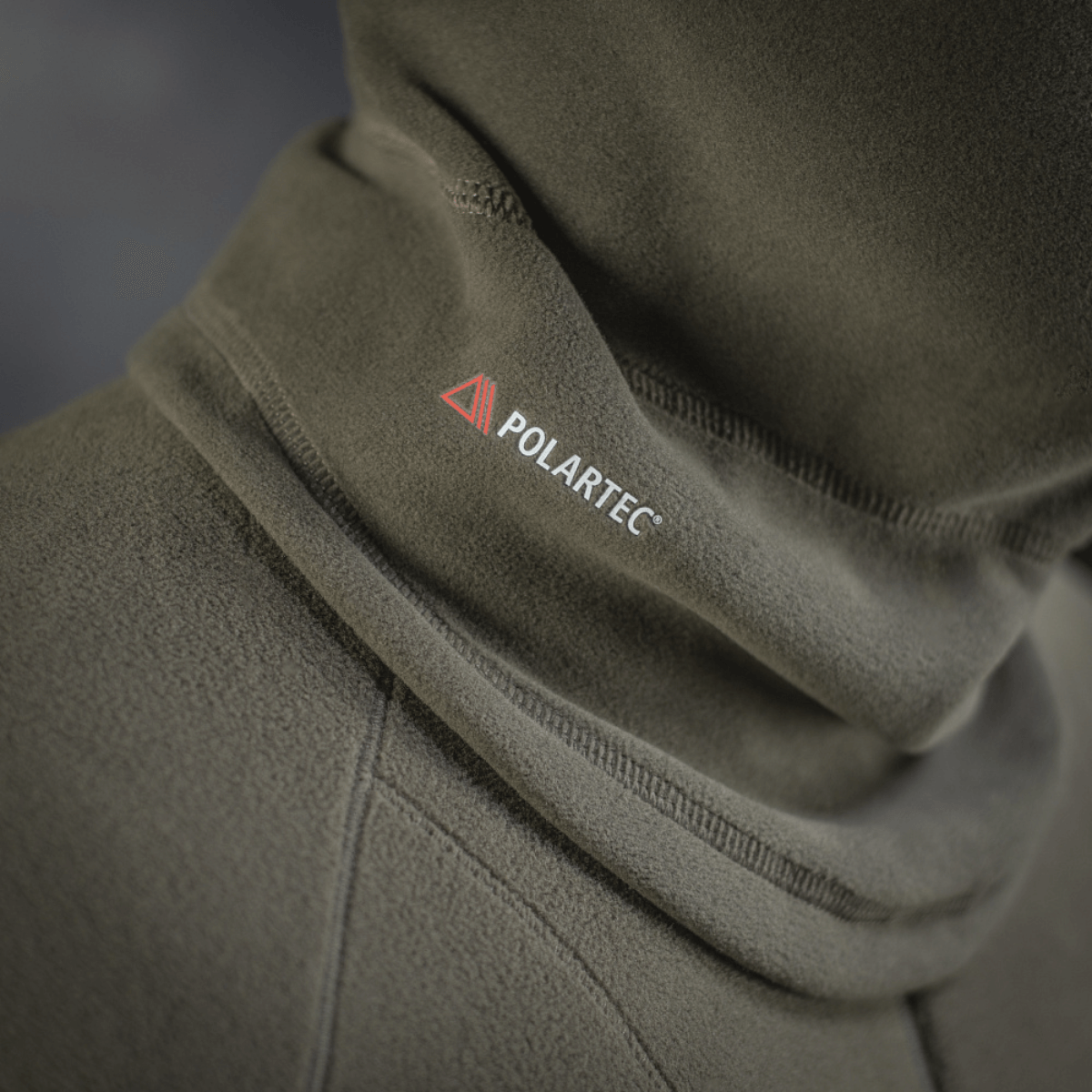 M-Tac Polartec Anatomic Tube Scarf i slidstærk Polartec fleece, varmt og multifunktionelt tørklæde til beskyttelse mod vind og vejr.