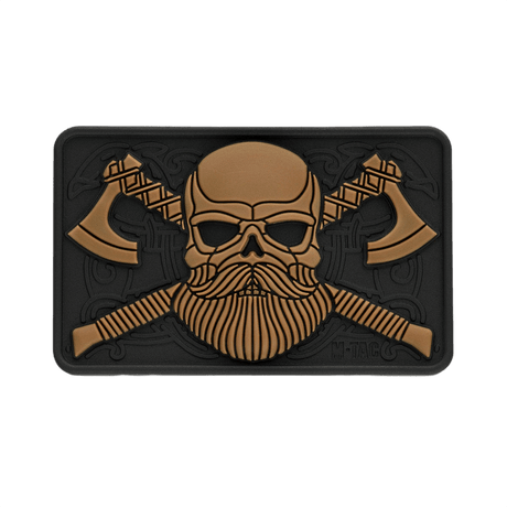 M-Tac Bearded Skull 3D PVC-patch 3D-partaisella designilla ja kahdella ristiin asetetulla kirveellä, kestävästä PVC-kumista taktiseen ja ulkoilukäyttöön.