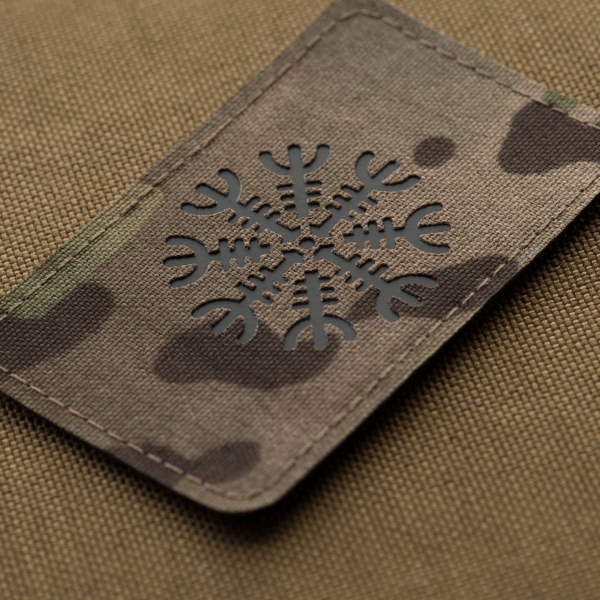 M-Tac Patch Helm of Horror Vandret Laser Cut ægishjálmur på Cordura 500D, ideel til uniform eller taktisk udstyr med Velcro fastgørelse