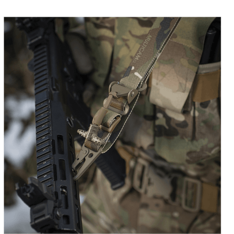 M-Tac Universal Våbenrem, multicam nylon, säädettävä pituus, vahva solki ja karabiinihaka, taktiiseen aseen käsittelyyn, galleria, positio 1
