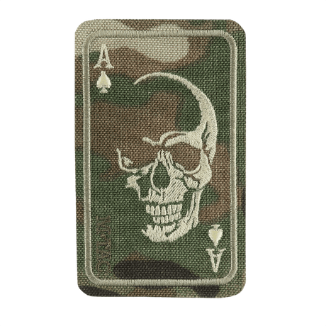 M-Tac Patch Face of War (Broderi) kallokuvio ja ace of spades -kuvio kirjailtuna Cordura 500D-materiaaliin, 8.5 x 5.2 cm.