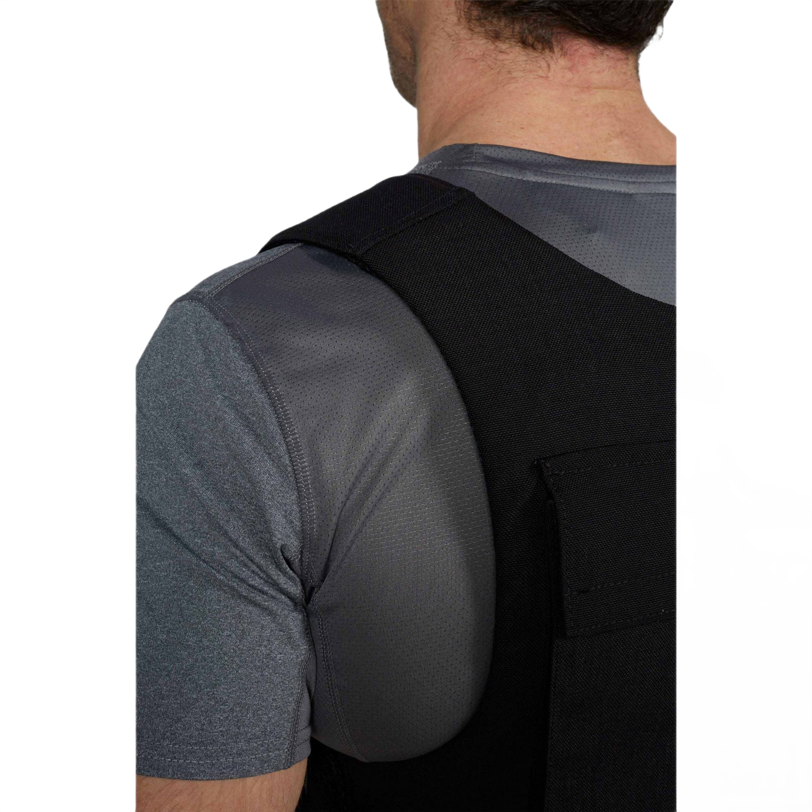 Anorak Duty III Cover ergonomisk design til politibetjente, fremstillet med CORDURA® og Coolmax® for antibakteriel og letvægtskomfort.