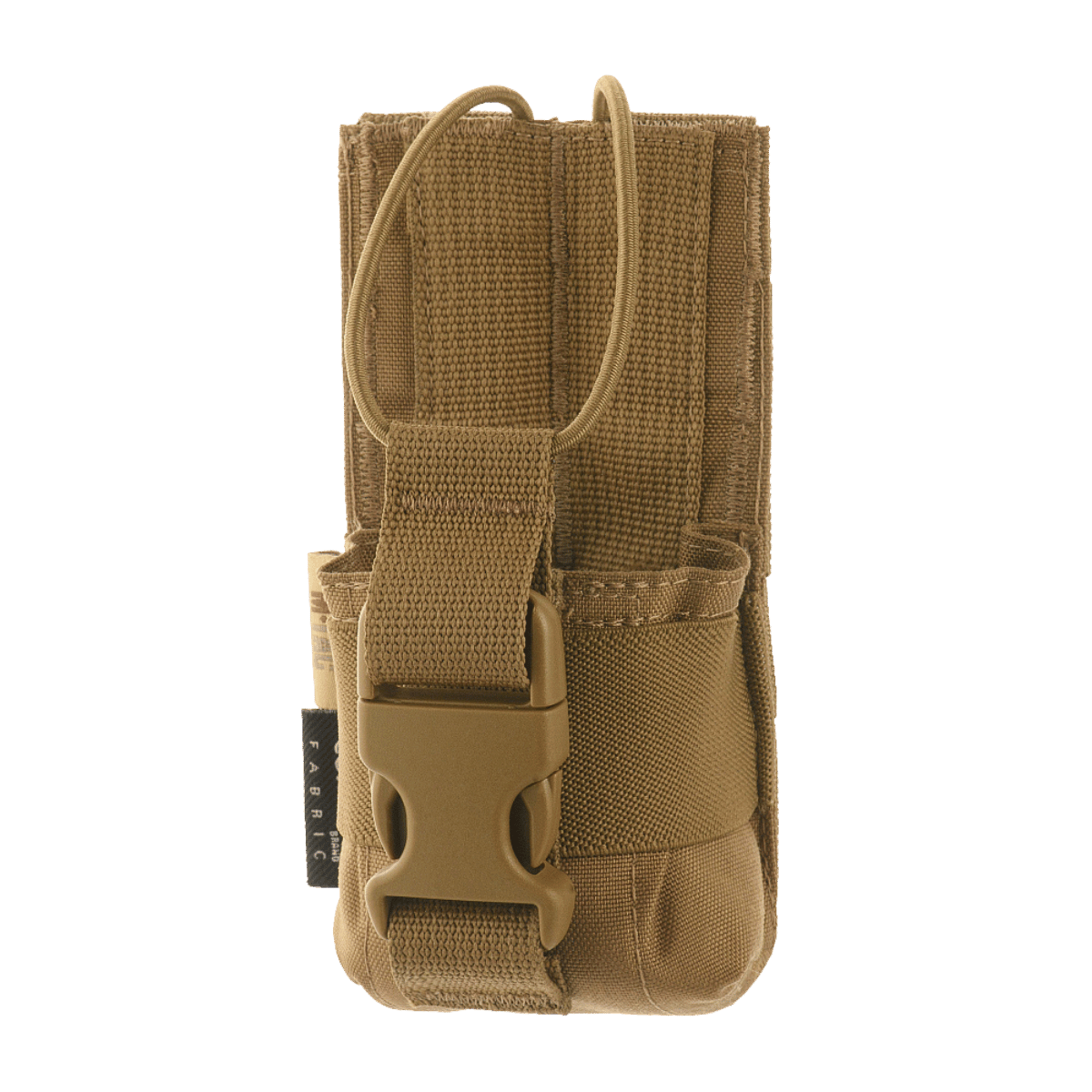 M-Tac Radio Pouch Motorola 4400/4800 monteret med MOLLE-system til nem adgang til radiofunktioner.