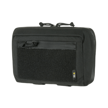 M-Tac Admin Pouch Large Elite Gen.II Cordura 500D:stä AquaGuard-vetoketjulla tablettien, asiakirjojen ja pienten tavaroiden säilytykseen.