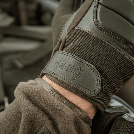 M-Tac Handsker Assault Tactical Mk.2 med justerbar velcro og læderindsats for optimalt greb og beskyttelse. Perfekt til taktisk brug.