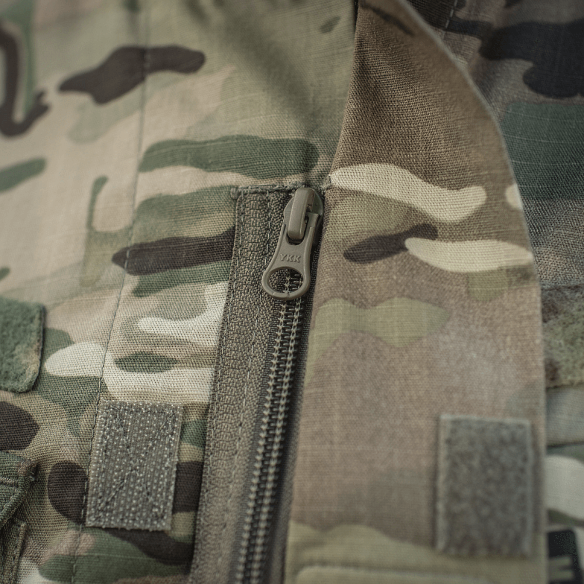 Detalje af M-Tac Jakke Sturm Gen.II NYCO Extreme med lynlås og Multicam camouflage