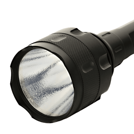 M-Tac taskulamppu ML-8, tehokas LED-taskulamppu, pöly- ja vesisuojattu ulko- ja vapaa-aikakäyttöön, alumiinirakenne.