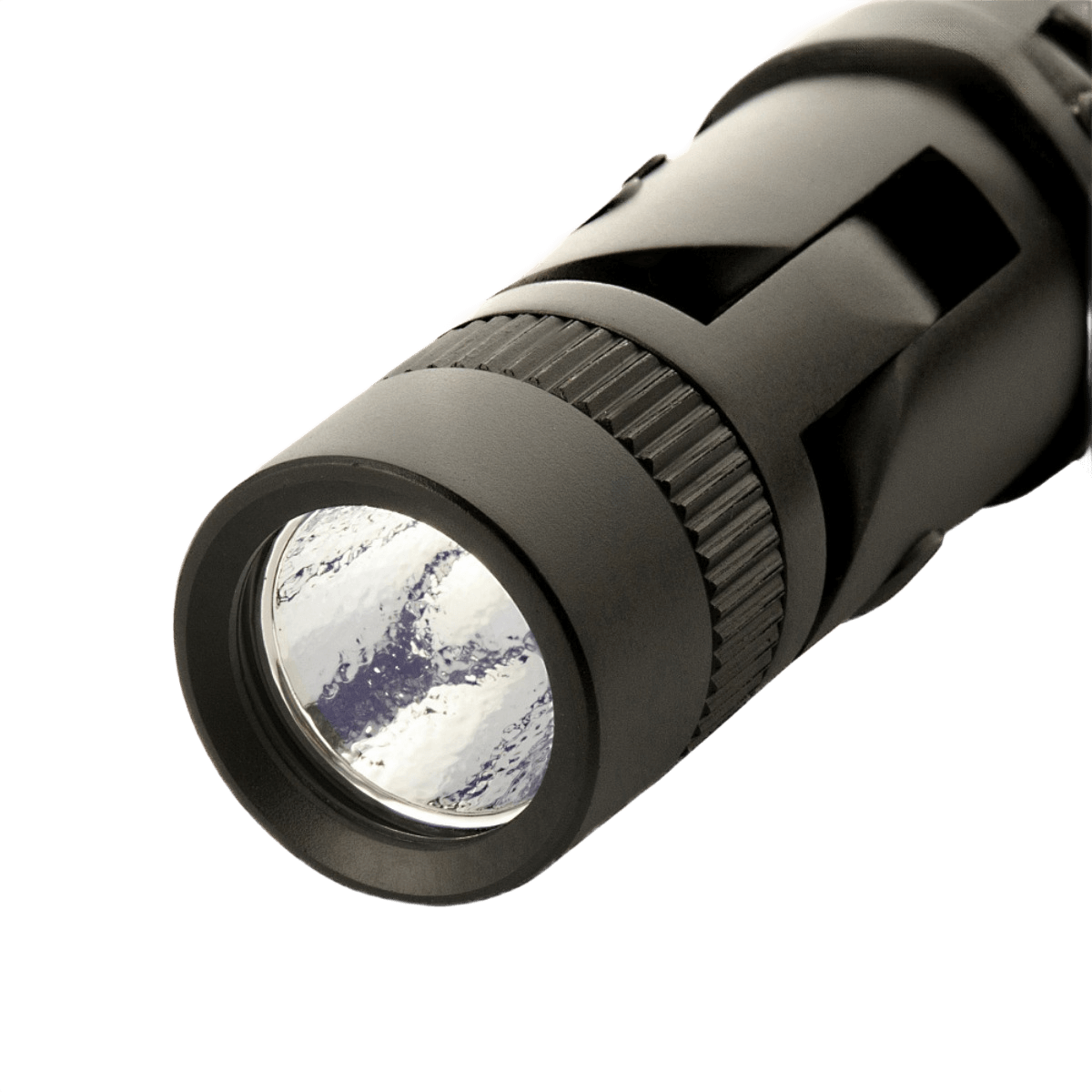 Nærbillede af M-Tac Lommelygte P180 med justerbart lys og CREE XPG2 LED, flashlight i aluminium med op til 140 lumen og AA-batteri strømforsyning.