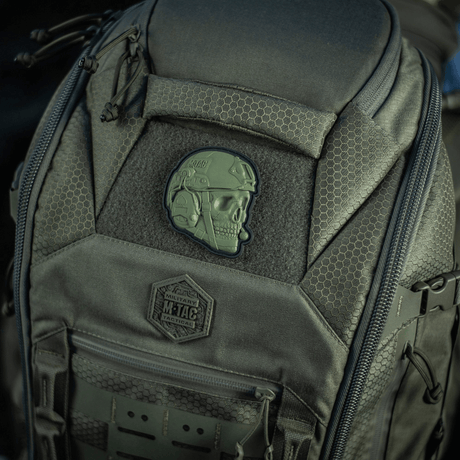 M-Tac Patch Operator 3D PVC kiinnitetty taktiseen rinkkaan Velcrolla, realistinen muotoilu, sopii vaatteisiin tai varusteisiin.