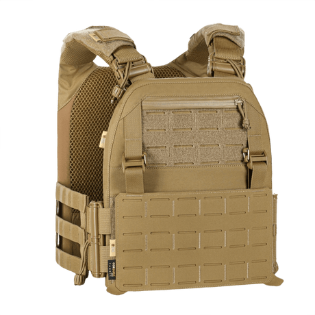 M-Tac Plate Carrier Cuirass FAST Elite Gen.II - taktinen liivi Cordura 500D:stä pikalukoilla ja säädettävillä olkahihnoilla ESAPI Medium -levyille.