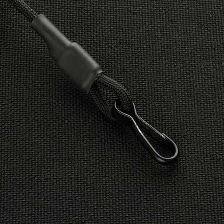 M-Tac Safety Cord Medium Combo aseiden ja varusteiden kiinnitykseen, MOLLE-järjestelmä ja D-ring estämään katoamista ja varkautta.