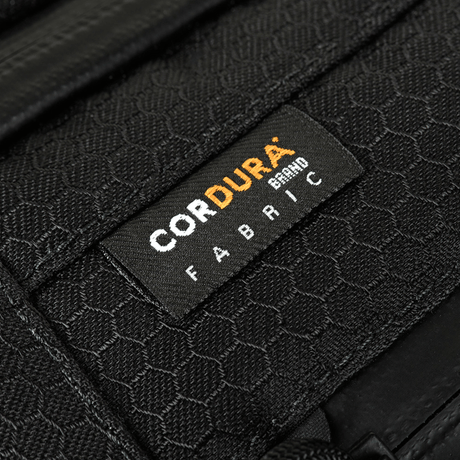 Lähikuva CORDURA®-kankaasta M-Tac Sphaera Hex Hardsling Bag Large Elitessä.