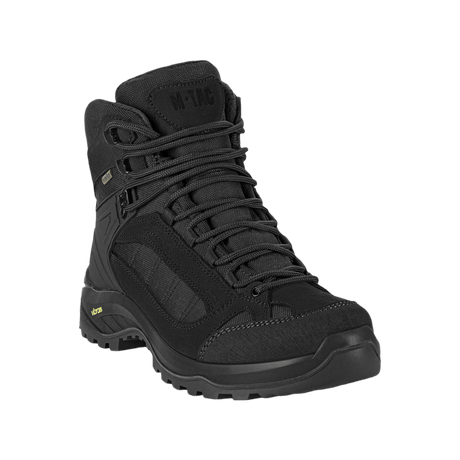 M-Tac Taktiske Demi-Season Støvler Pro Line Vibram-pohjalla, suunniteltu mukavuutta ja kestävyyttä varten taktisiin tehtäviin ja vaellukseen.