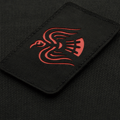 M-Tac Patch Ravneflag Laser Cut – musta korppi Cordura 500D:ssä, sopii univormuun ja taktiseen varustukseen. Koko: 80 x 50 mm.