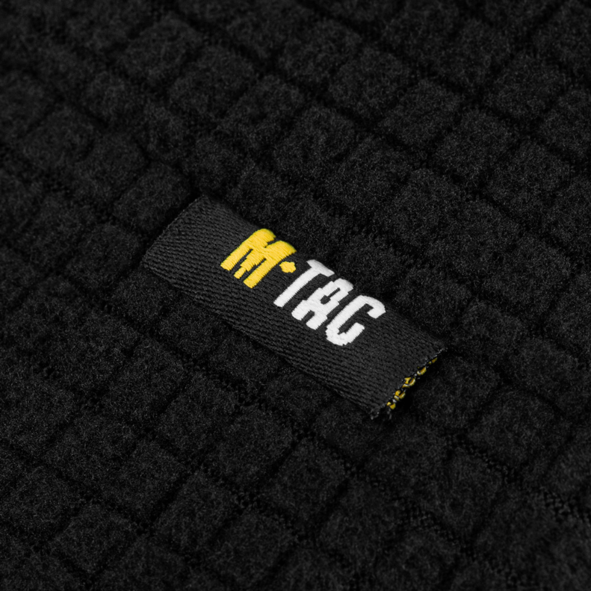 M-Tac Fleece Rip-Stop Hjelmhue Gen.II med robust fleece materiale og anti-pilling egenskaber, giver varme og holdbarhed til koldt vejr.