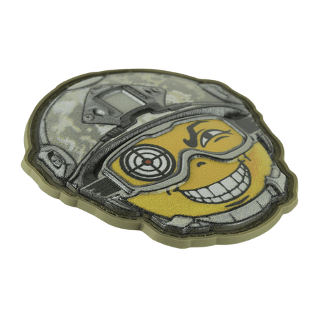 M-Tac Patch Emoji #25 3D-efektillä, taktinen hauska morale-tarra vaatteisiin ja varusteisiin. Koko: 6.5 x 6.5 cm, PVC, Velcro-kiinnitys.