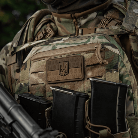M-Tac Patch Ukraine Flag vaakuna maastoliivissä 3D Trident -kuvioinnilla, PVC-morale-patch, sopii sotilasvarusteisiin.