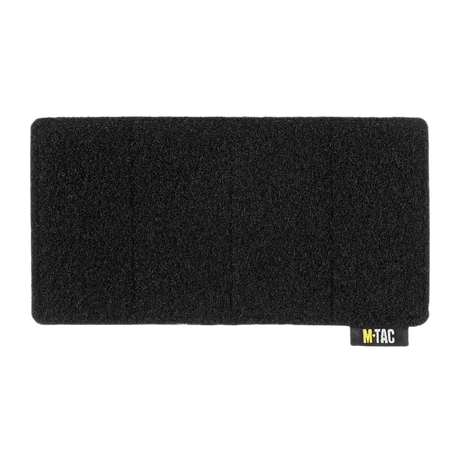 M-Tac Tactical Morale Patches Display Board MOLLE-järjestelmiin, musta muovipohja, 160 x 85 mm, käytännöllinen tarrojen järjestelyyn ja esillepanoon.