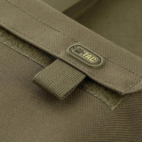 M-Tac taske til Bundeswehr liggeunderlag i slidstærkt materiale med velcrolukning og detaljer i holdbart design, galleri position 1.