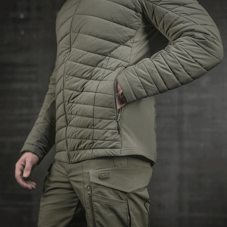 M-Tac Jarl Jakke i Toray stretch nylon med G-Loft isolering, designet til maksimal varme og komfort i koldt vejr.