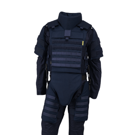 Anorak Niobium® Tactical II – full set i mørk taktik rustning med blød kropspanser designet til beskyttelse mod skydevåben og knive.