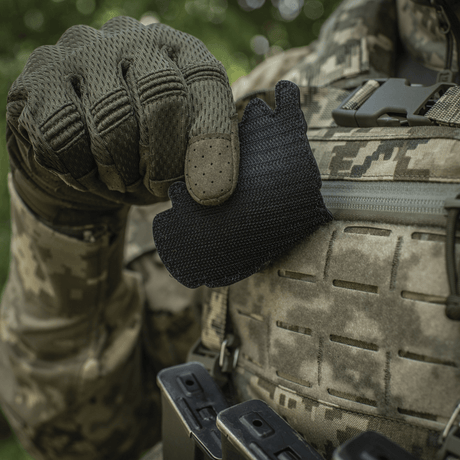 M‑Tac Patch Baba-Yaga Horizontal 3D-efektillä velcro-kiinnityksellä taktillisessa liivissä.