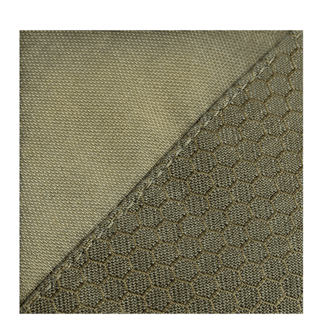 Yksityiskohta M-Tac Bat Wing Taske Elite Hex -laukusta, valmistettu Cordura 500D:stä ja HEX-materiaalista.