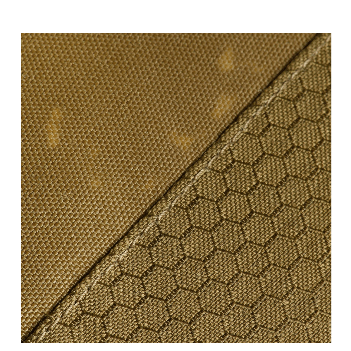 Nærbillede af M-Tac Bat Wing Taske Elite Hex stof i Cordura med hex mønster og solid syning