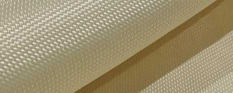 Hvilket materiale er en skudsikker vest lavet af?