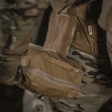 M-Tac Medical Pouch Rip Off monteret på MOLLE-paneler til hurtig adgang til førstehjælpsudstyr, vist med lynlåsdetalje.