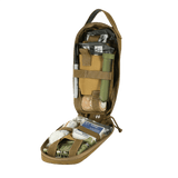 M-Tac Medical Pouch Rip Off åben, viser førstehjælpsudstyr, monteret på MOLLE Velcro-panel, let at rive af og nem adgang til medicinsk udstyr.