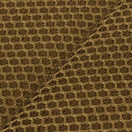 Detaljeret nærbillede af slidstærkt Cordura 500D-materiale fra M-Tac War Belt ARMOR med MIL-SPEC MOLLE-webbing, brun farve.