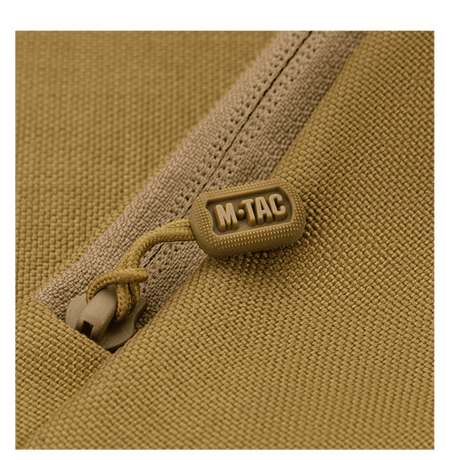 Lynlåsdetalje på M-Tac Carry Sling Taske Elite Gen.IV med Velcro, der viser holdbart materiale og kvalitets håndværk.