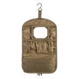 M-Tac Toilettaske med praktisk opbevaring, perfekt til rejser. Kompakt design, åbnes til rummelig taske til toiletartikler.