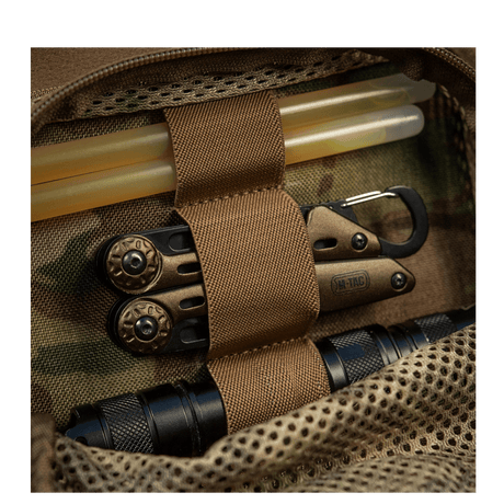 M-Tac Hook & Loop Utility Panel med organiseret lomme til værktøjer og gear, perfekt til tasker og rygsække med hook-loop fastgørelse.