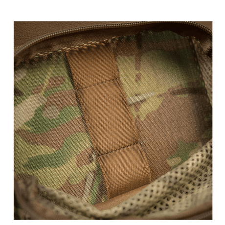 M-Tac Hook & Loop Utility Panel med lynlåslomme og hook-fastener panel, ideel til organisering i tasker, måler 19x13 cm.