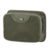 M-Tac Hook & Loop Utility Panel med lynlåslomme og netfront, ideel til organisering af småting i tasker og rygsække, måler 19 x 13 cm.