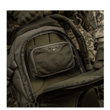 M-Tac Hook & Loop Utility Panel indvendigt i en rygsæk, viser det modulære zip-mesh design, ideelt til organisering af småting. Størrelse 19x13 cm.