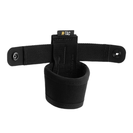 M-Tac Baton Pouch Elite i robust nylon, designet til batoner, sikrer hurtig adgang og sikker opbevaring, ideel til politi og sikkerhed.