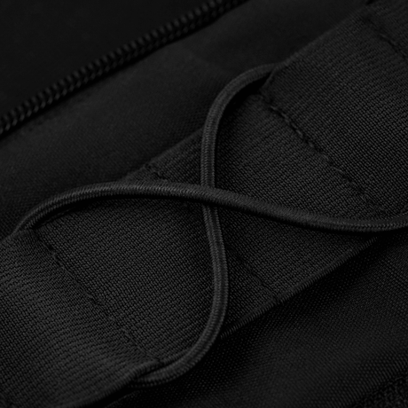 Sort elastik og stropper på M-Tac Medical Pouch Elite Rip Off for hurtig adgang og effektiv organisation i nødsituationer.