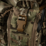 M-Tac Medical Pouch Elite Rip Off i camouflage med lynadgang og justerbar strop til effektiv brug i nødsituationer.